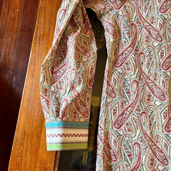 RobertโGraham Like NEW Dress Print Button Down Shirt Multi Design & Color โMediu - Picture 2 of 10